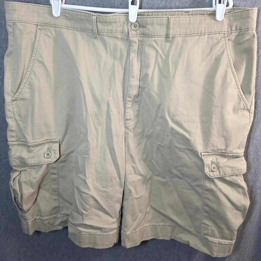 Buying St Johns Bay Cargo Shorts Mens 44 Tan Getting Free 44x30 Levi Dockers - Picture 1 of 9